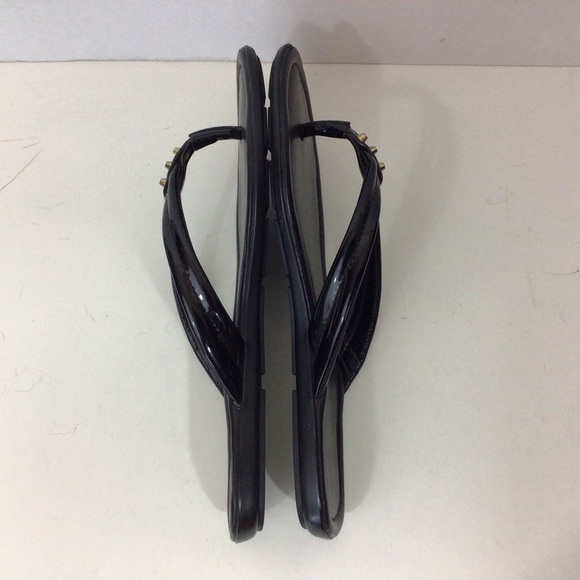 Marc Fisher Black Thong Sandals, 7 1/2M - Picture 6 of 8